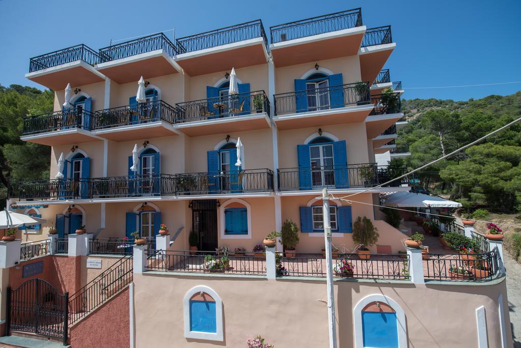玛丽亚影城酒店 Poros Town 外观 照片