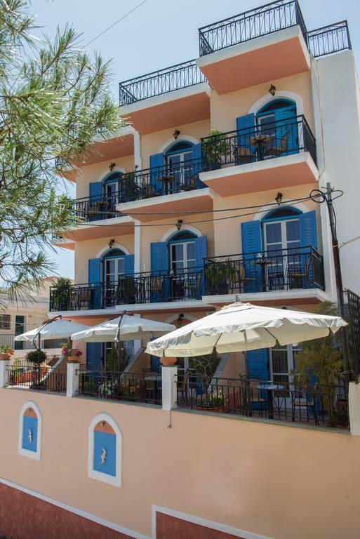 玛丽亚影城酒店 Poros Town 外观 照片